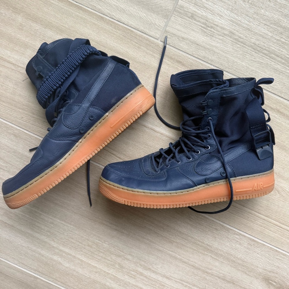 Nike Air Force 2017 Midnight Blue/Gum Size 13